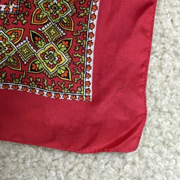 Vintage Liberty of London 100% Silk Scarf Made in England 23x23 Floral Print - Picture 5 of 5